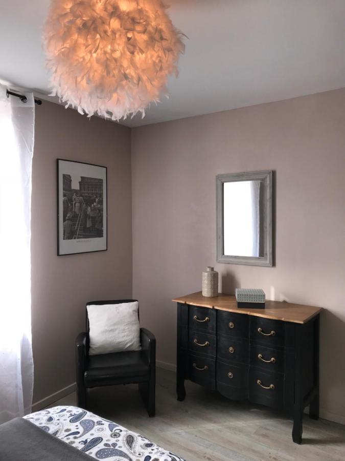 Appartement Contemporain Pont Vieux Carcassonne Exterior photo